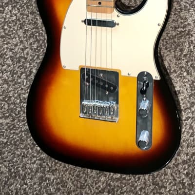 2004 Fender Standard Telecaster  Sunburst electric guitar for sale