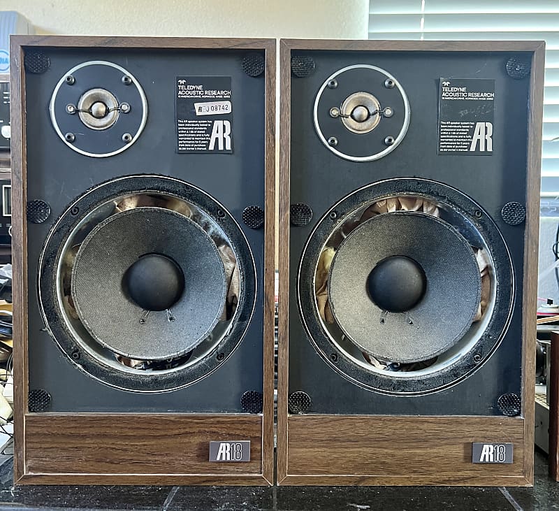Acoustic Research Vintage AR18 Bookshelf Speakers need re - Main Image