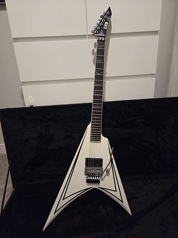 ギター ESP LTD Alexi600 542075000002000-00-600x600.jpg