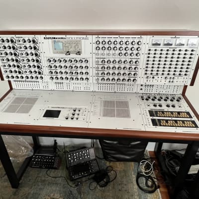 Analogue Solutions Colossus image 1