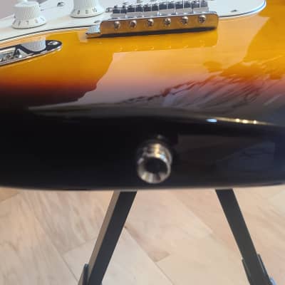 Fender Stratocaster - LH - 60th Anniversary w/ Gig Bag image 15