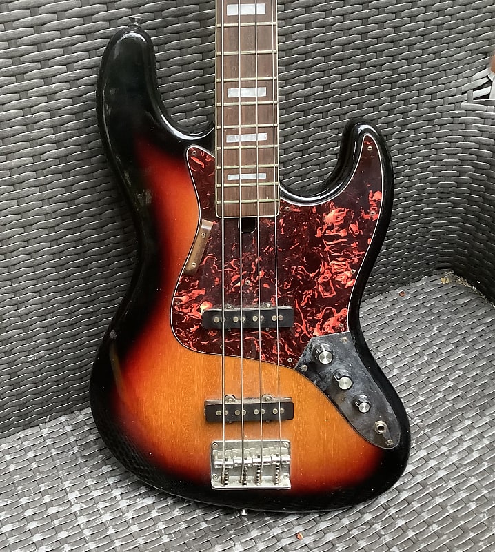 Kumika Vintage Jazz Bass / Japan / sunburst