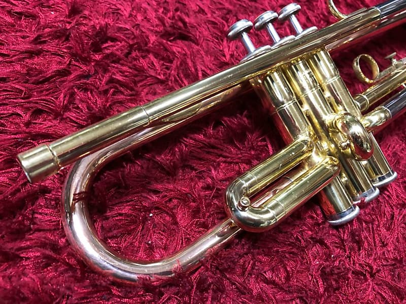 Yamaha NIKKAN Trumpet YTR-332