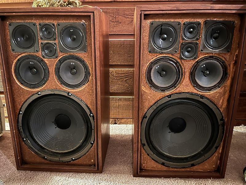 Fisher Vintage Fisher Speaker System Model 111K 1970 wood