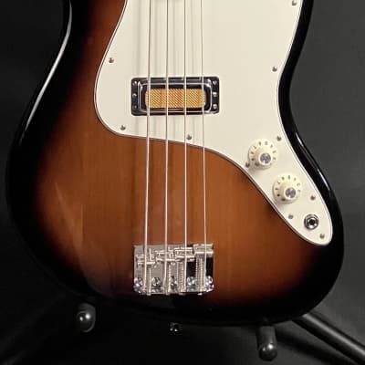 Fender Gold Foil Jazz Bass 4-String Bass Guitar 2-Tone Sunburst w/ Gig Bag for sale