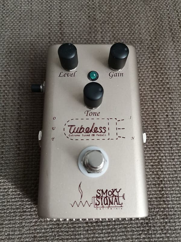 Sakashta Smoky Signal Tubeless Overdrive Silver | Reverb Canada