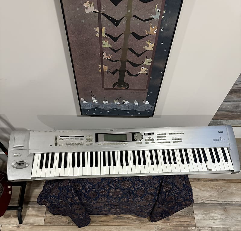 Korg Triton LE 76-Key 62-Voice Polyphonic Workstation (2000 - 2002