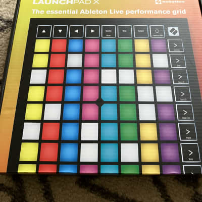 Novation_LaunchpadX_01.jpg