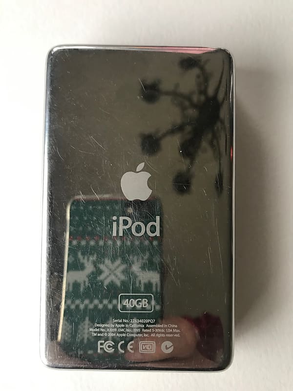 Apple iPod classic 4th Gen A1059 40GB 2004 - white NEW