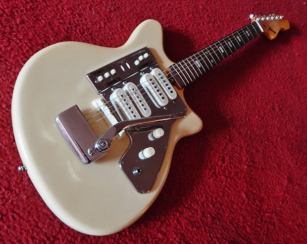 Vintage 60's Guyatone LG-140T WHITE finish | Reverb