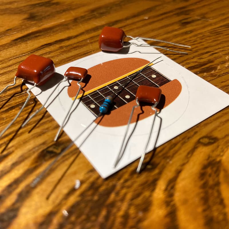 ギター DeliciousTaylormade DS-1 ExtraFAT MOD Guitarburger Boss DS-1 Distortion 