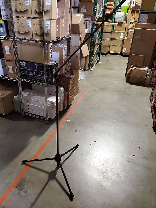 K M Microphone Stand Reverb