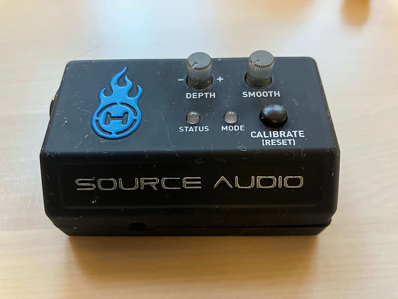 Source Audio HotHand 3 Universal Wireless Effects Controller | Reverb