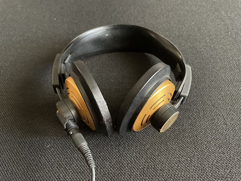 AKG K141 – For Parts or Repair (Marlene Kuntz) image 1