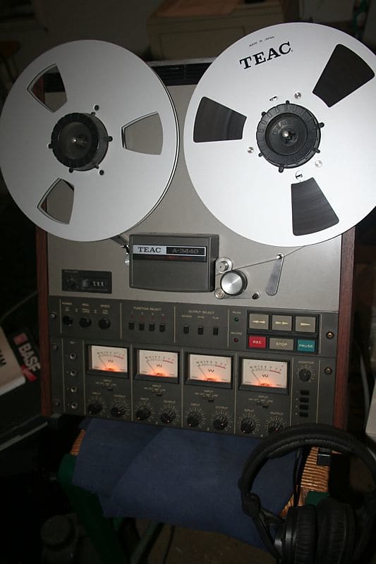 Teac A-3440  4-channel Simul-Sync 1980s Walnut/Gray Steel  			