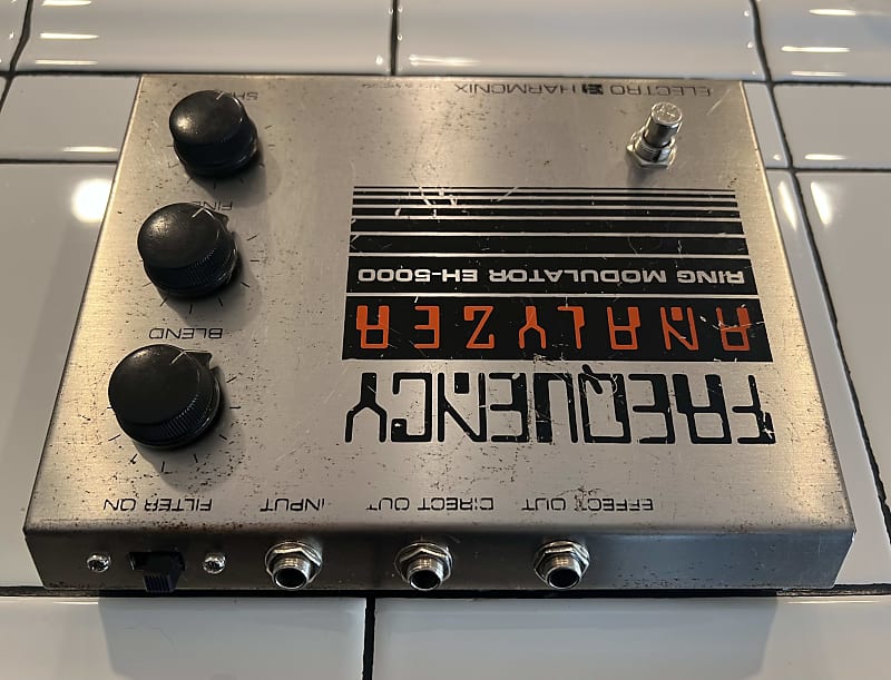 Electro-Harmonix Frequency Analyzer