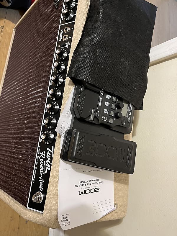 Zoom G1X Four