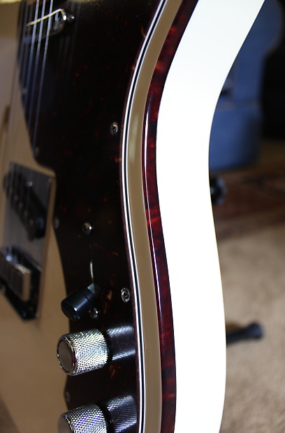 Fender American Deluxe Thinline Telecaster 2013 Olympic Fender American Deluxe Thinline Telecaster 2013 Olympic
