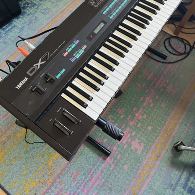 Yamaha DX7 Synthesizer - Black