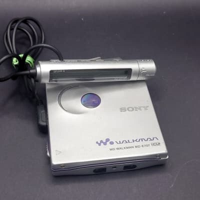 SONY MZ-E707 Portable MiniDisc Player Purple Tested Working with remote mdlp image 1