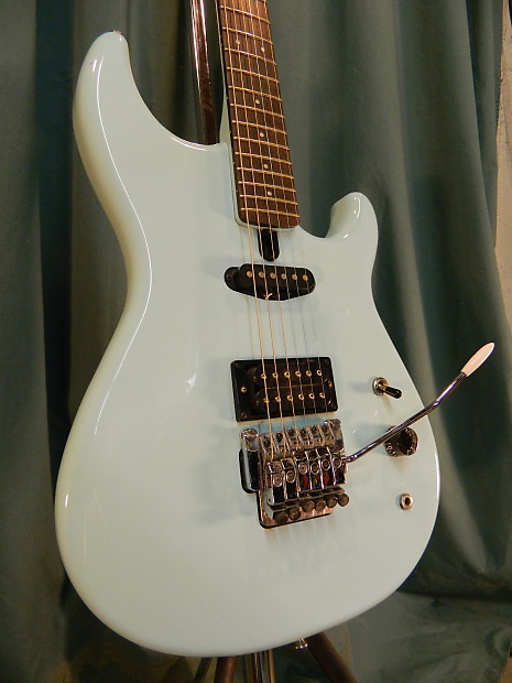 Yamaha se250 electric guitar top