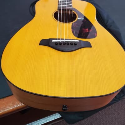 Used Yamaha FG-Junior Acoustic Guitar image 3
