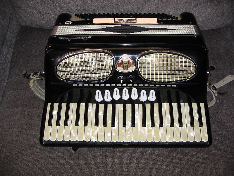 Excelsior Model 310 Made In Italy Accordion Black/White