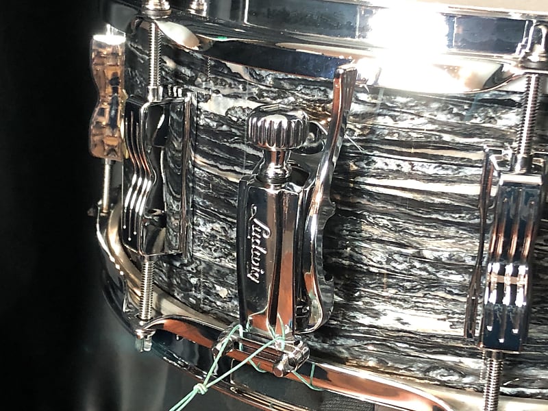 Ludwig Jazz Fest 5.5x14 in. Snare Drum Vintage Black Oyster