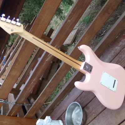 2021 Fender Stratocaster - Shell Pink, Made in Mexico, mint condition, blue Fender Case image 23