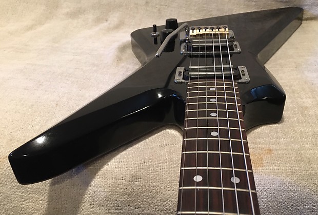 80's アリアプロ2 DELUXE ZZ エクスプローラー Aria Pro II ZZ Deluxe Electric Guitar Explorer JAPAN 1983
