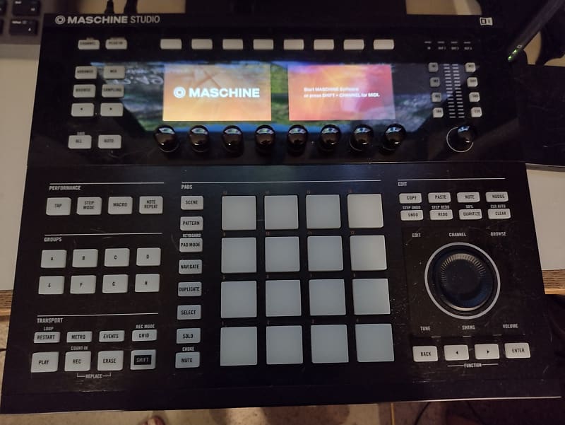 Native Instruments Maschine Studio 2020's - Black | Reverb