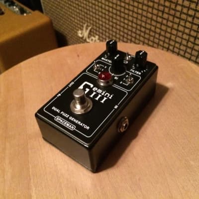 Spaceman Effects Gemini III Dual Fuzz Generator | Reverb UK