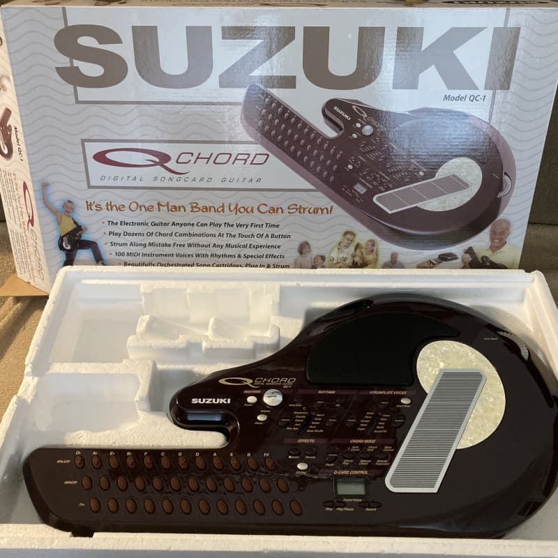 Suzuki QC   Q Chord Digital Song Card Guitar. New with Full