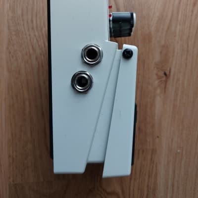 Boss NS-2 Noise Suppressor (Silver Label) 1989 - Present - White image 2