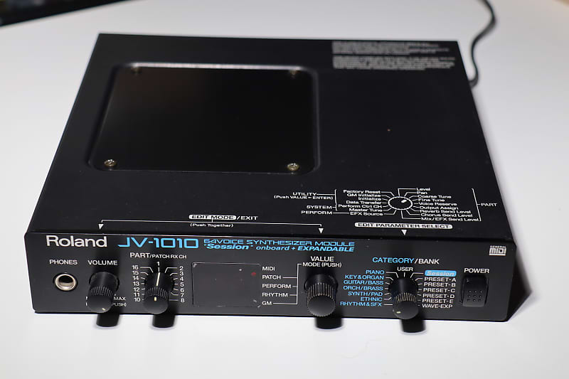 Roland JV-1010 including SR-JV80-99 Expansion Board image 1