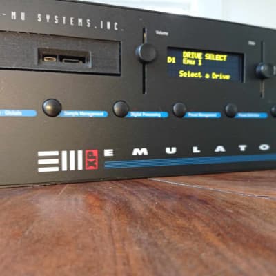 E-MU Systems Emulator III XP Rackmount Sampler + CD SCSI