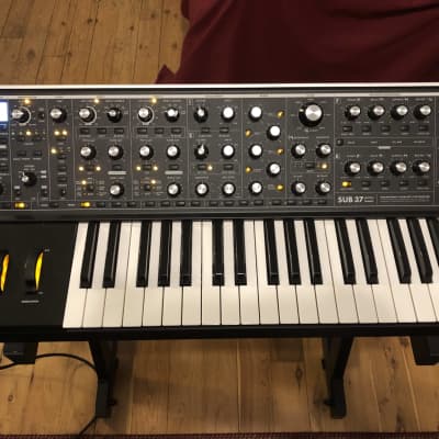 Moog Sub 37 Tribute Edition 2010s - Black