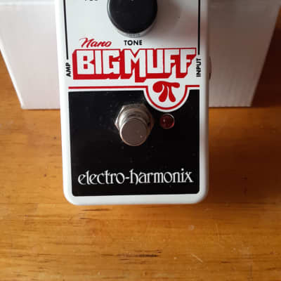 Electro-Harmonix Nano Big Muff Pi Distortion / Sustainer 2013 - Present - White / Black / Red image 1