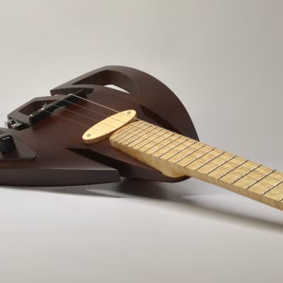 Murray Kuun Avanti electric ukulele 2022 mahogany stained image 3