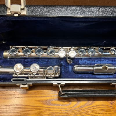 Armstrong 104 Student Model Closed-Hole Flute image 2