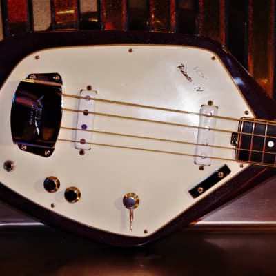 Vox Phantom IV Bass 1966. Iconic VOX design. Totally refurbished. Purple metallic finished. image 14