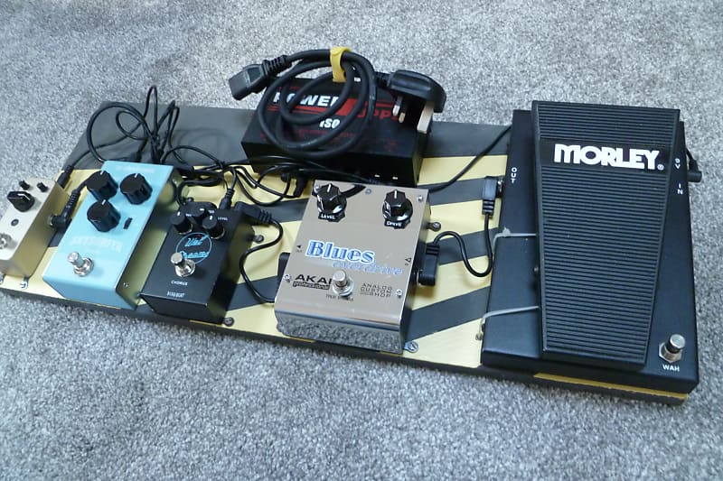 Guitar Pedal Board (Velcro free) w/Skysurfer Reverb, Reverb UK