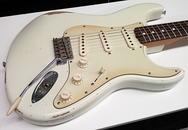 2009 FENDER Road Worn 60's STRATOCASTER Electric GUITAR w/ OBAG Olympic  White MIM Strat