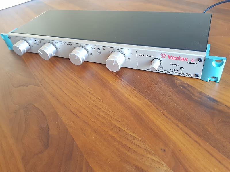 Vestax DCR 1200 Pro Isolator Champagne | Reverb