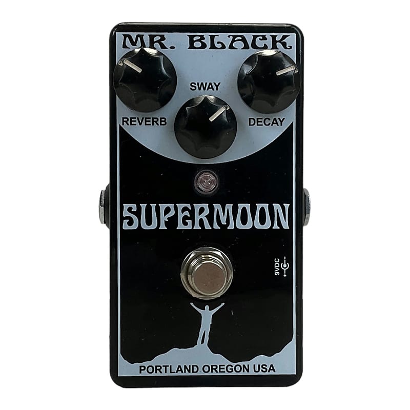 Mr. Black Supermoon