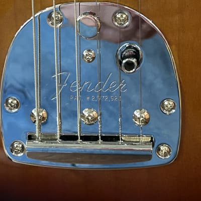 Fender Kurt Cobain Jaguar  3-Color Sunburst #MX23010489  8 lbs  11.6 oz image 12