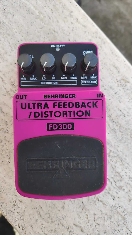BEHRINGERベリンガー ウルトラフィードバック／ディストーションFD300 Behringer FD300 Ultra Feedback/Distortion - What To Know & Where