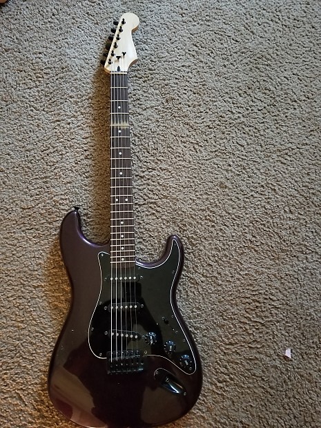 Fender Squier Bullet Strat Black Purple