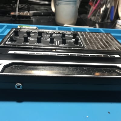 Stylophone Gen X-1 w/CV input mod & CleanJuice USB-C Rechargeable Battery + Korg SQ-1 Sequencer image 3