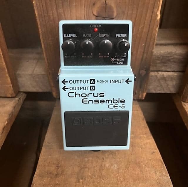 Boss Chorus Ensemble CE5 Reverb